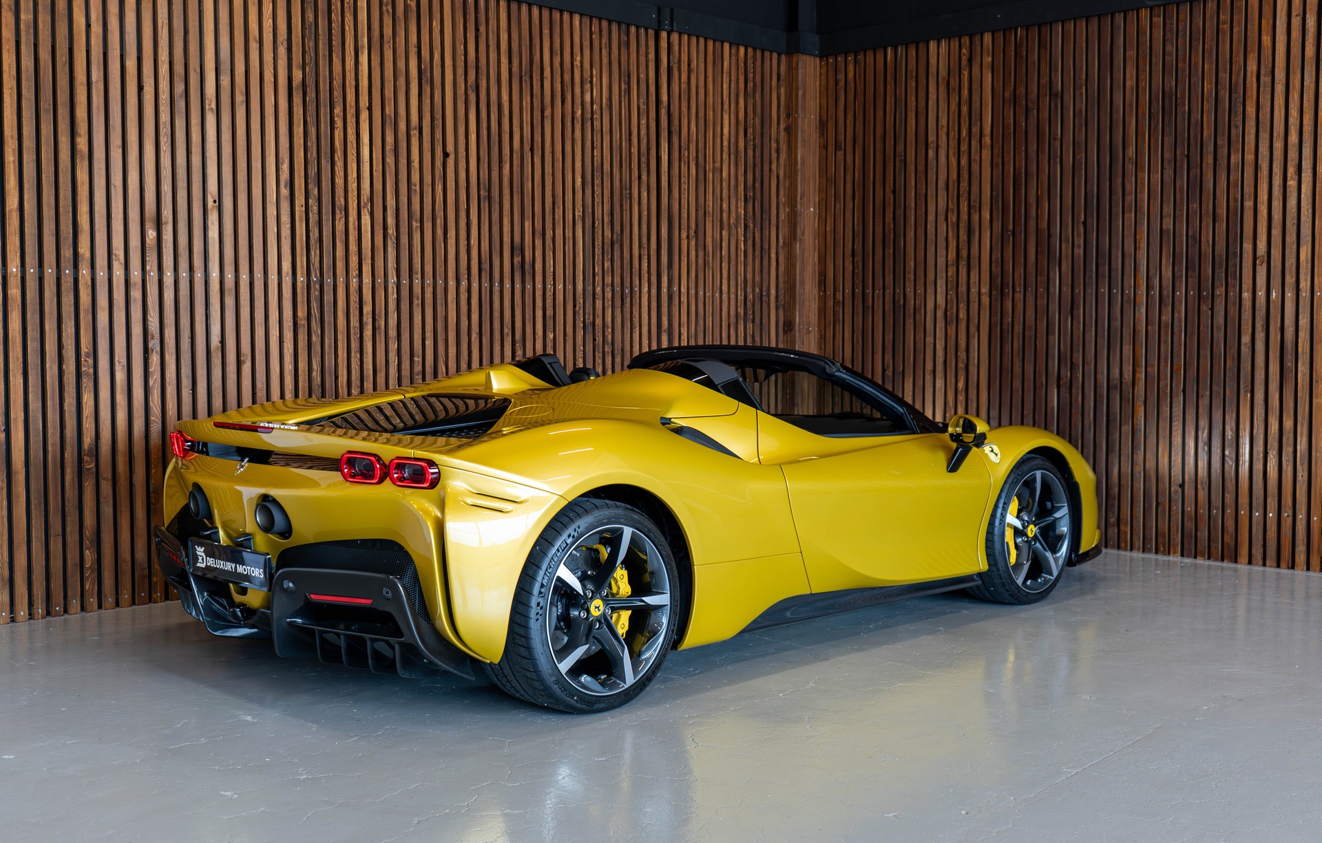 FERRARI SF90 Spider-image-4