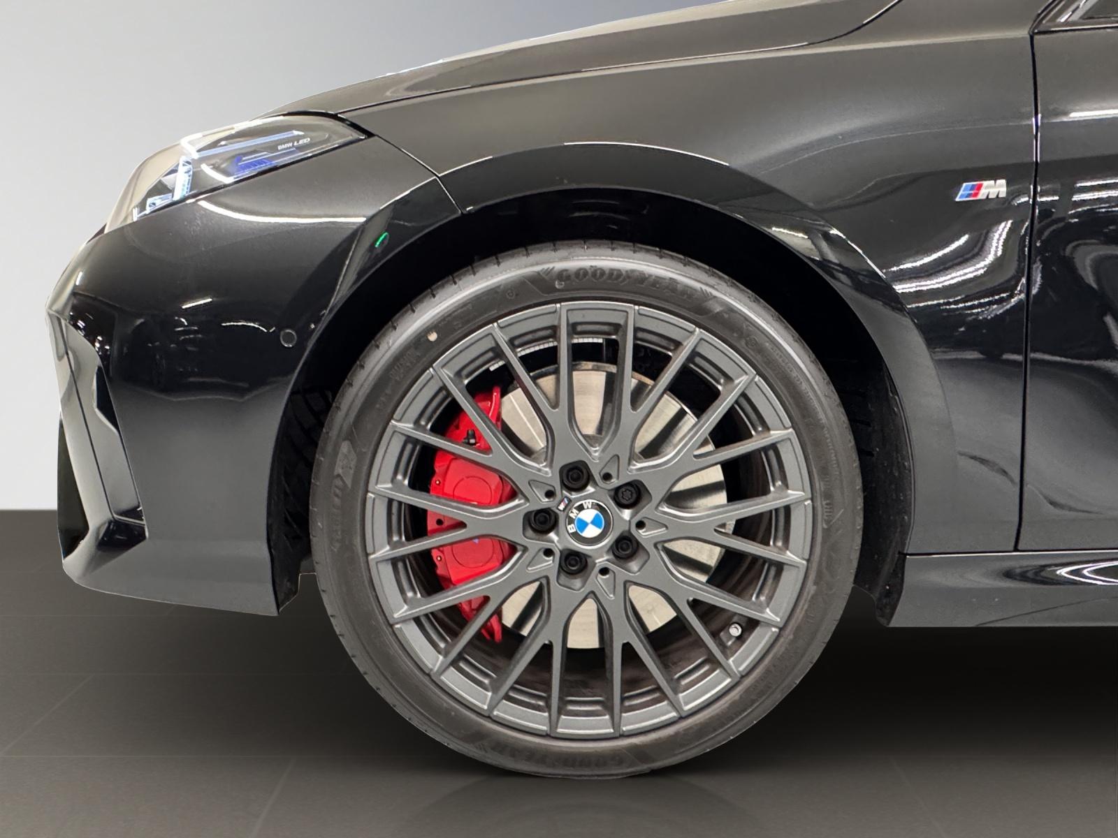 BMW M135i xDrive-image-8