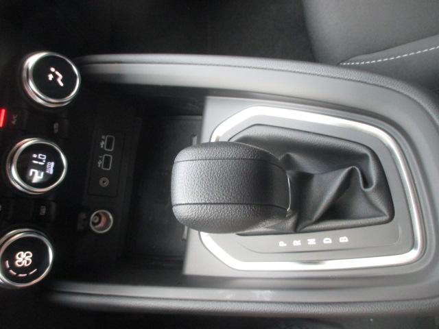 MITSUBISHI Colt 1.6 HEV Invite+-image-9