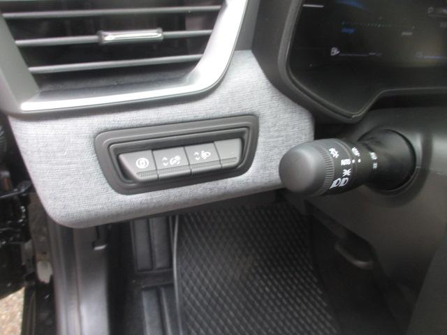 MITSUBISHI Colt 1.6 HEV Invite+-image-11