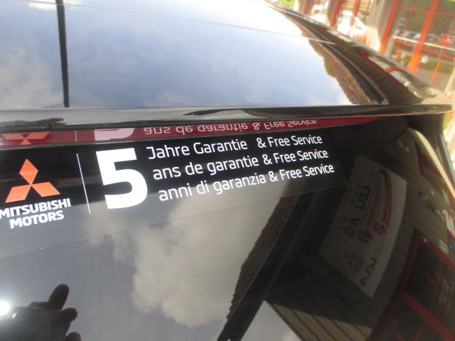 MITSUBISHI Colt 1.6 HEV Invite+-image-13
