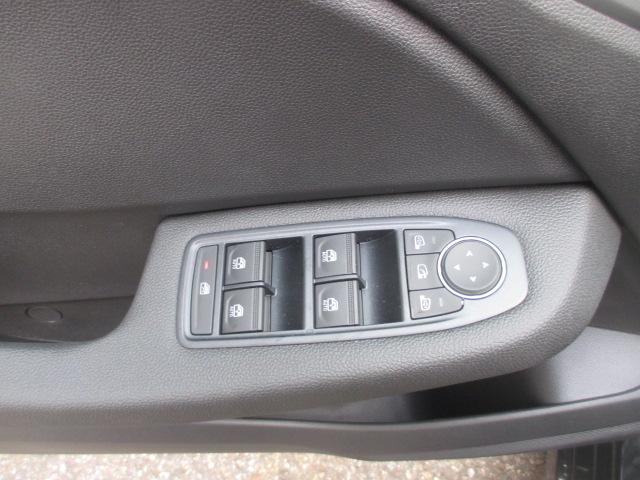MITSUBISHI Colt 1.6 HEV Invite+-image-10