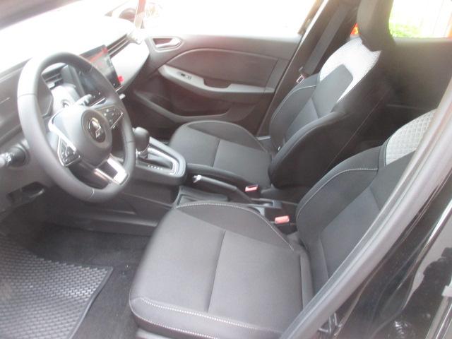 MITSUBISHI Colt 1.6 HEV Invite+-image-5