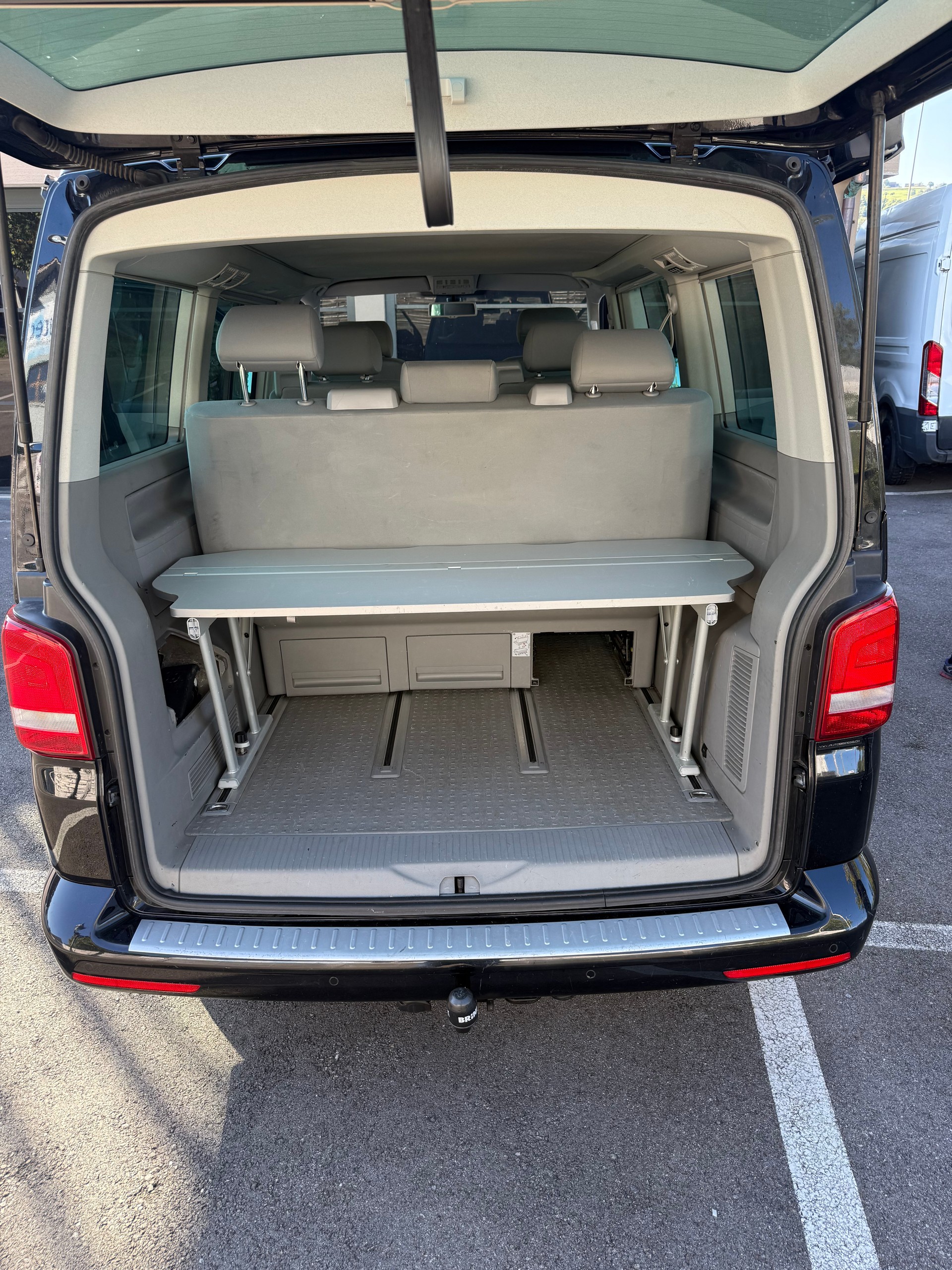 VW T5 California 2.0 Bi-TDI Beach 4Motion-image-15
