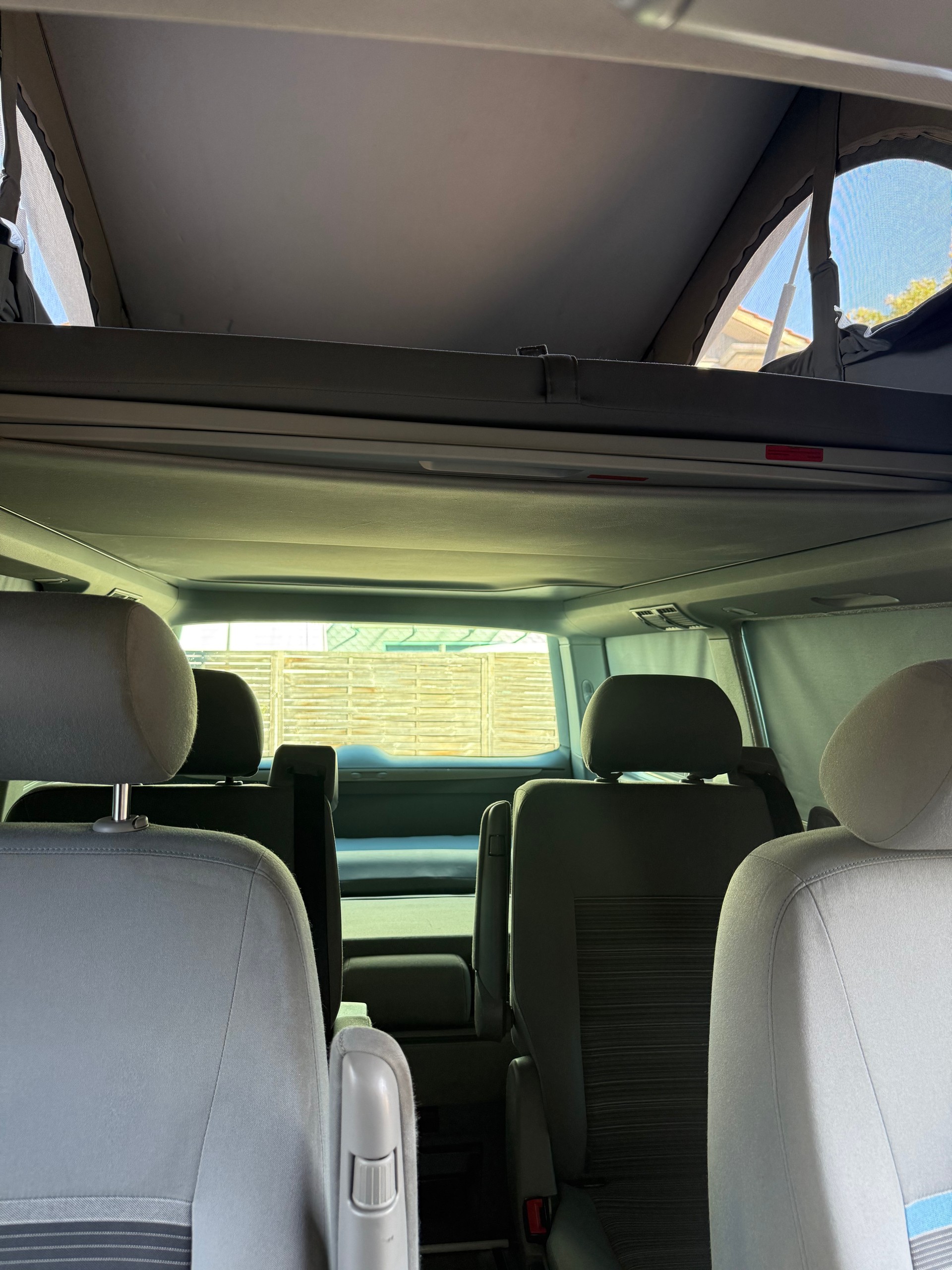 VW T5 California 2.0 Bi-TDI Beach 4Motion-image-18