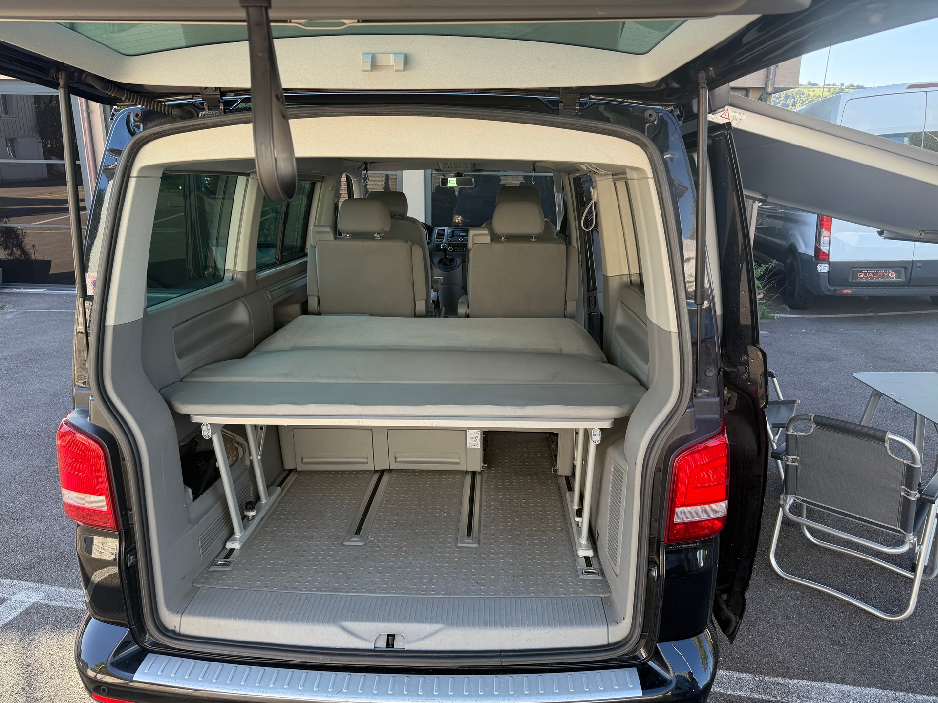 VW T5 California 2.0 Bi-TDI Beach 4Motion-image-17