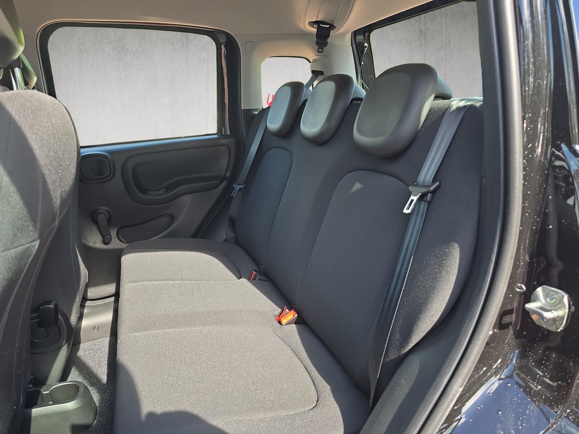 FIAT Panda 1.0 Hybrid Cult Plus-image-15