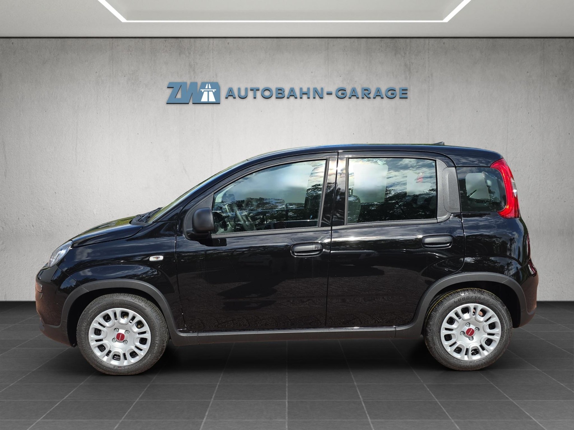 FIAT Panda 1.0 Hybrid Cult Plus-image-1