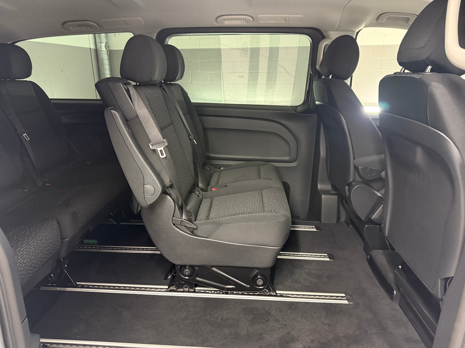 MERCEDES-BENZ Vito 116 CDI 4MATIC Tourer SELECT Family 3200mm L-image-8