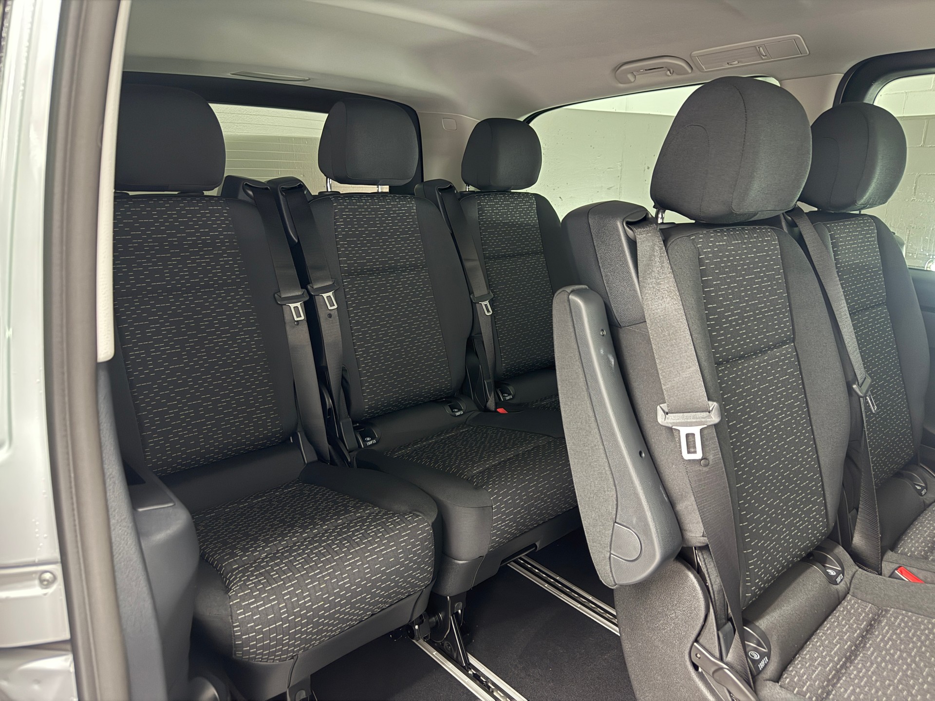 MERCEDES-BENZ Vito 116 CDI 4MATIC Tourer SELECT Family 3200mm L-image-9