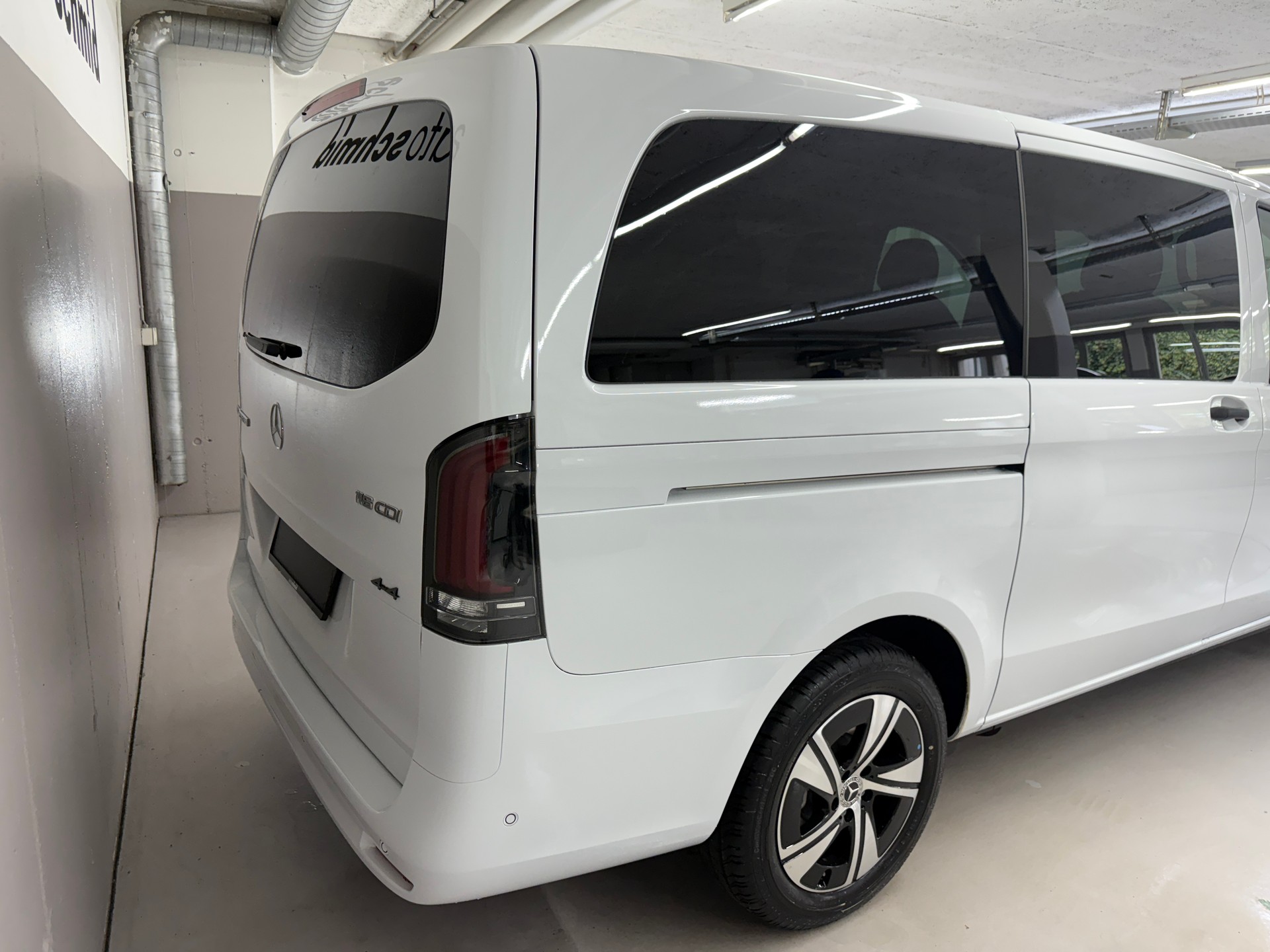 MERCEDES-BENZ Vito 116 CDI 4MATIC Tourer SELECT Family 3200mm L-image-5