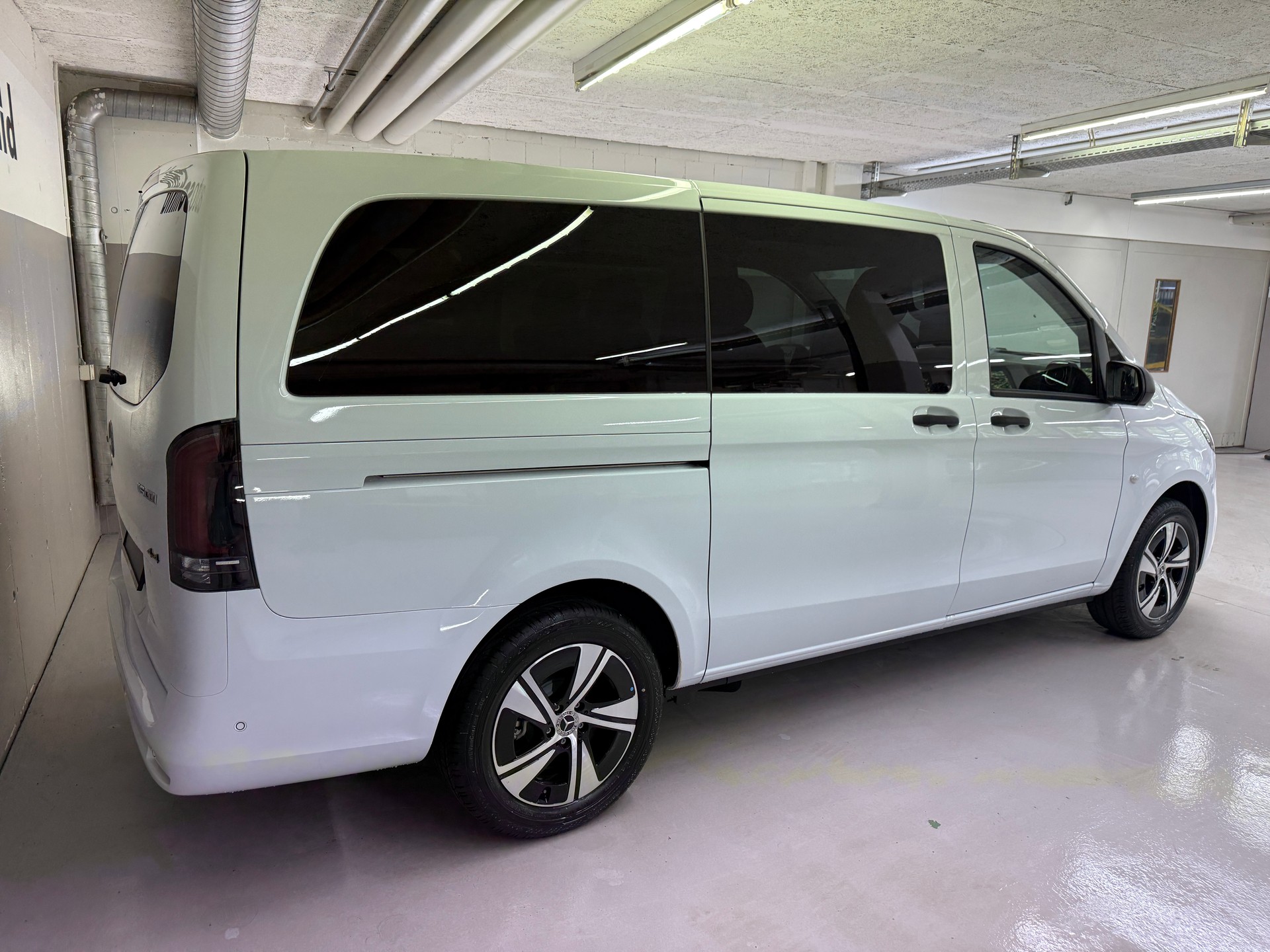 MERCEDES-BENZ Vito 116 CDI 4MATIC Tourer SELECT Family 3200mm L-image-3