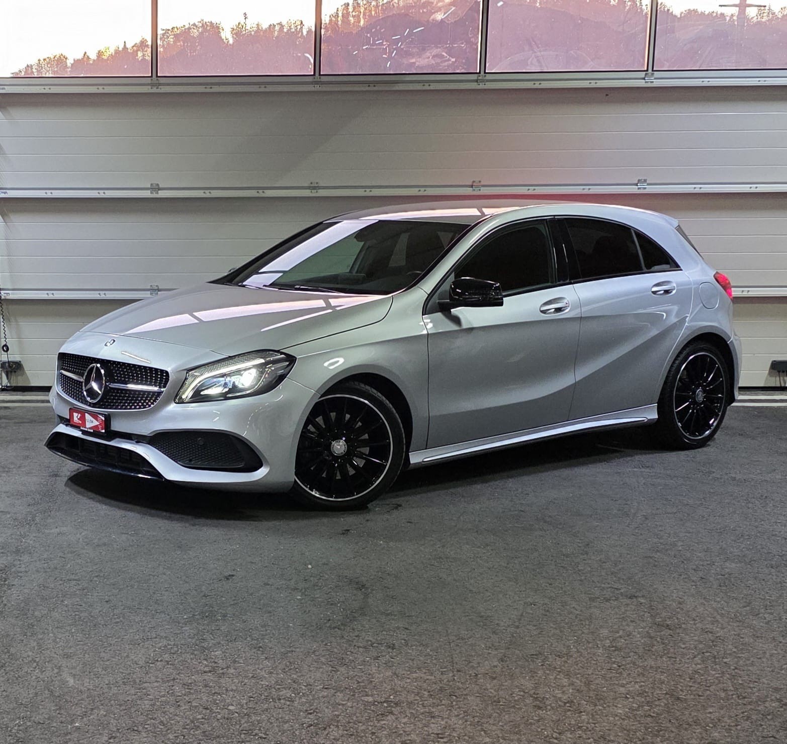 MERCEDES-BENZ A 250 AMG Line 7G-DCT *CH-FAHRZEUG*-image-0
