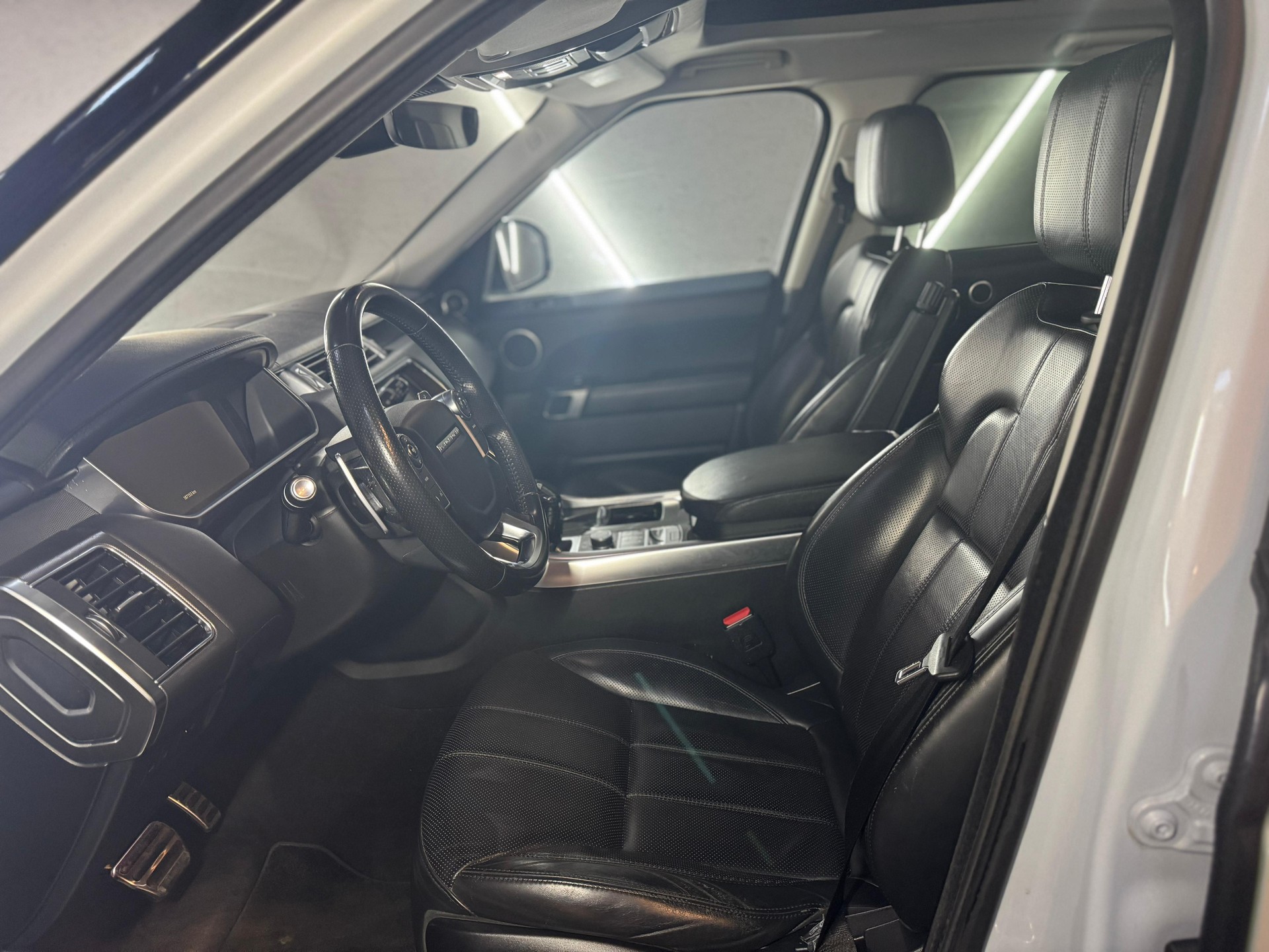 LAND ROVER Range Rover Sport 3.0 TDV6 HSE Dynamic Automatic-image-7