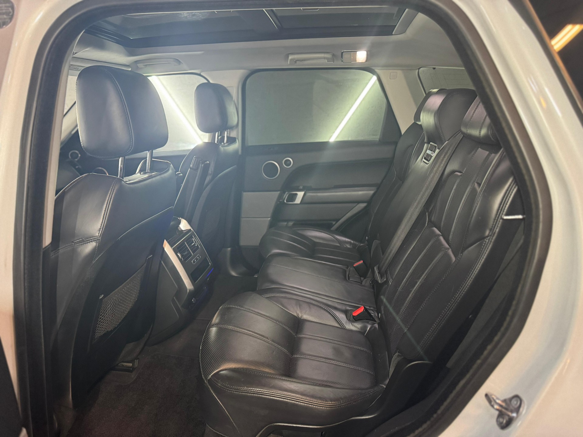 LAND ROVER Range Rover Sport 3.0 TDV6 HSE Dynamic Automatic-image-8