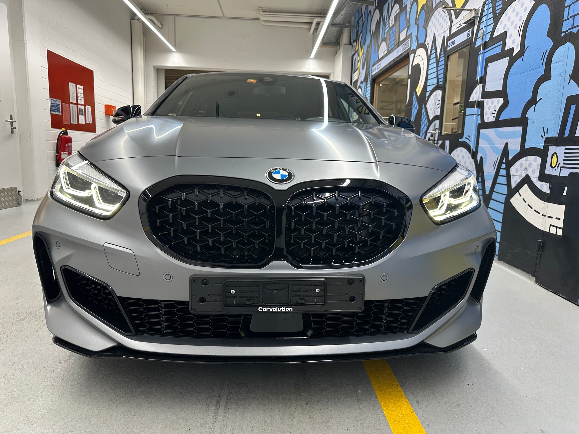 BMW M135i xDrive Steptronic-image-1