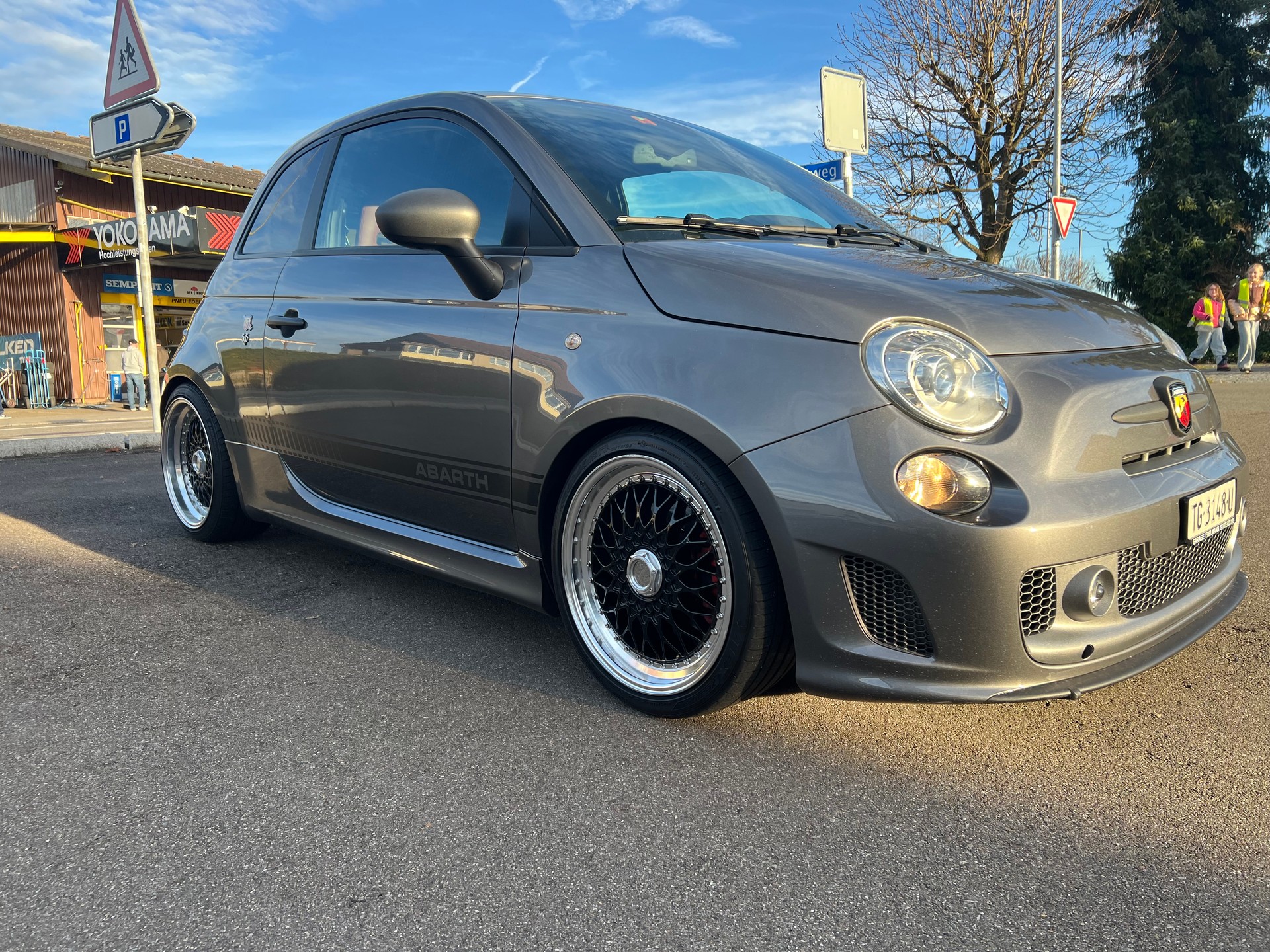 FIAT 595 1.4 16V Turbo Abarth Turismo-image-2