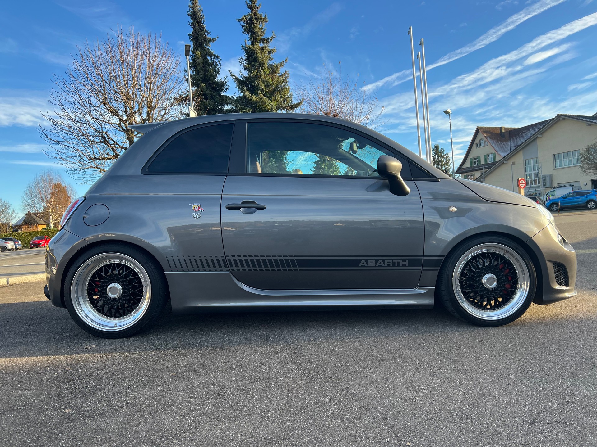 FIAT 595 1.4 16V Turbo Abarth Turismo-image-3
