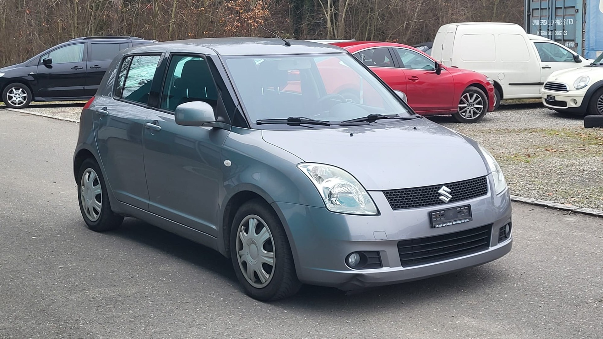SUZUKI Swift 1.5i 16V VVT GL Top-image-2