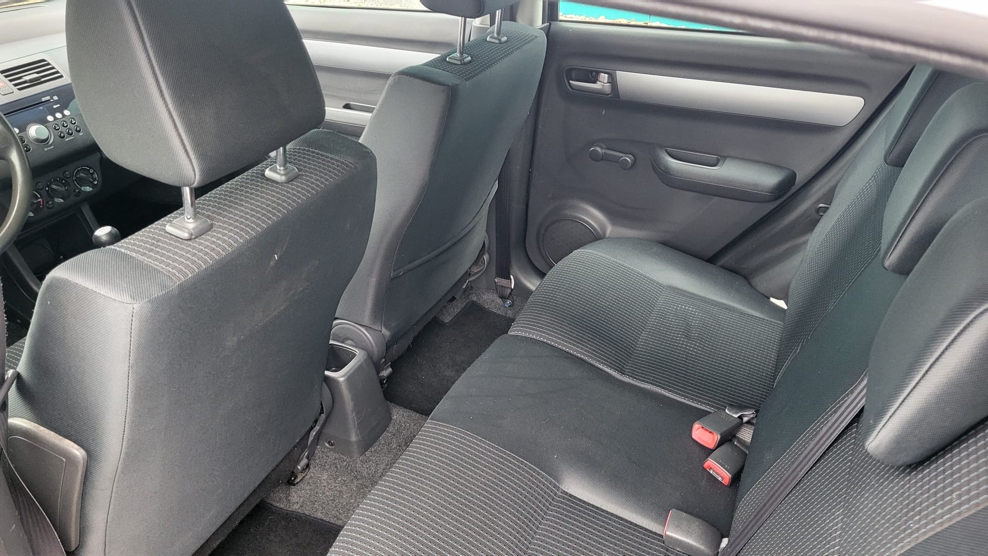 SUZUKI Swift 1.5i 16V VVT GL Top-image-9