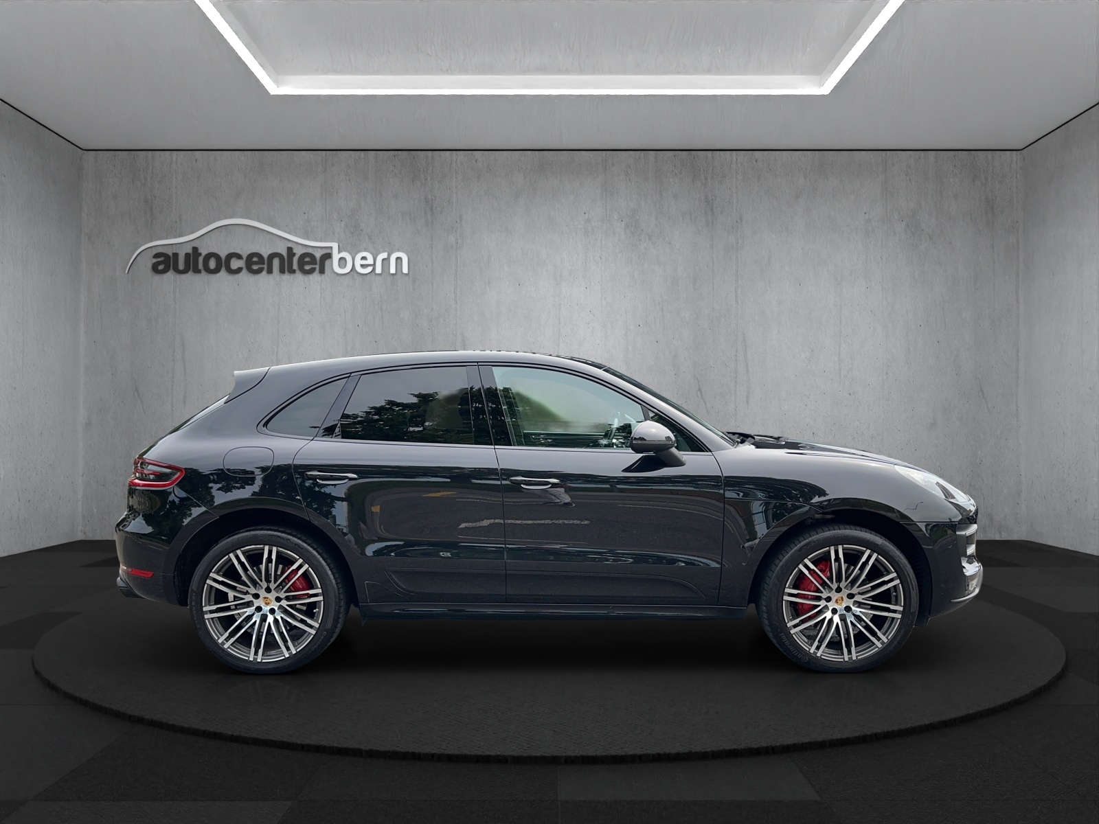 PORSCHE Macan Turbo PDK-image-7