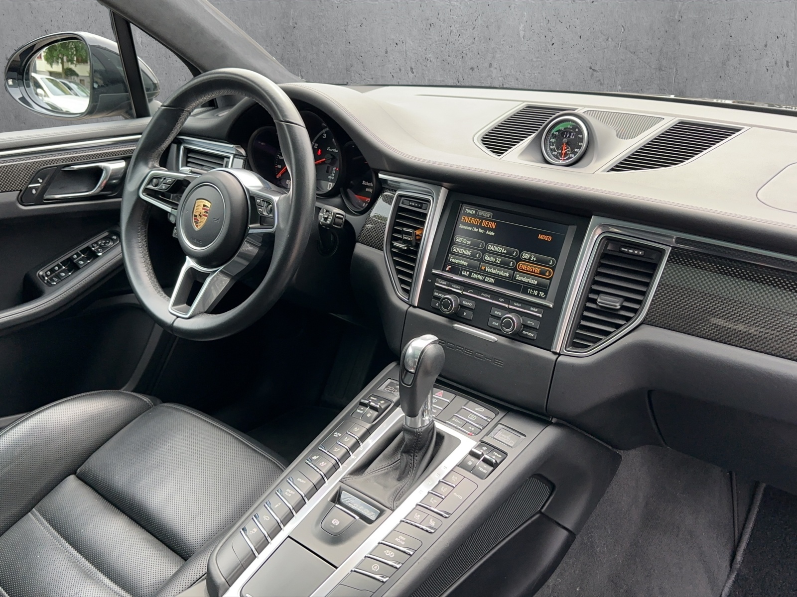 PORSCHE Macan Turbo PDK-image-11