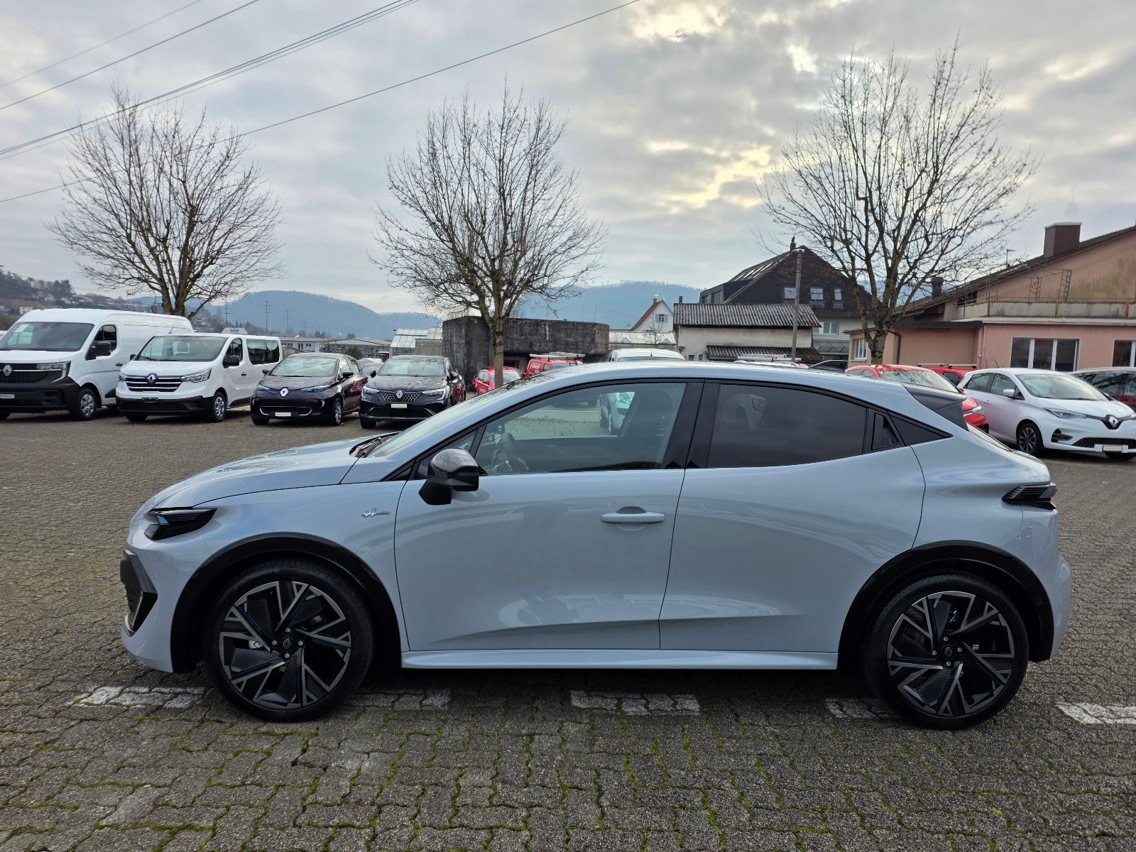 RENAULT CLIO E-TECH FULL HYBRID esprit Alpine full hybrid E-Tech 160-image-1