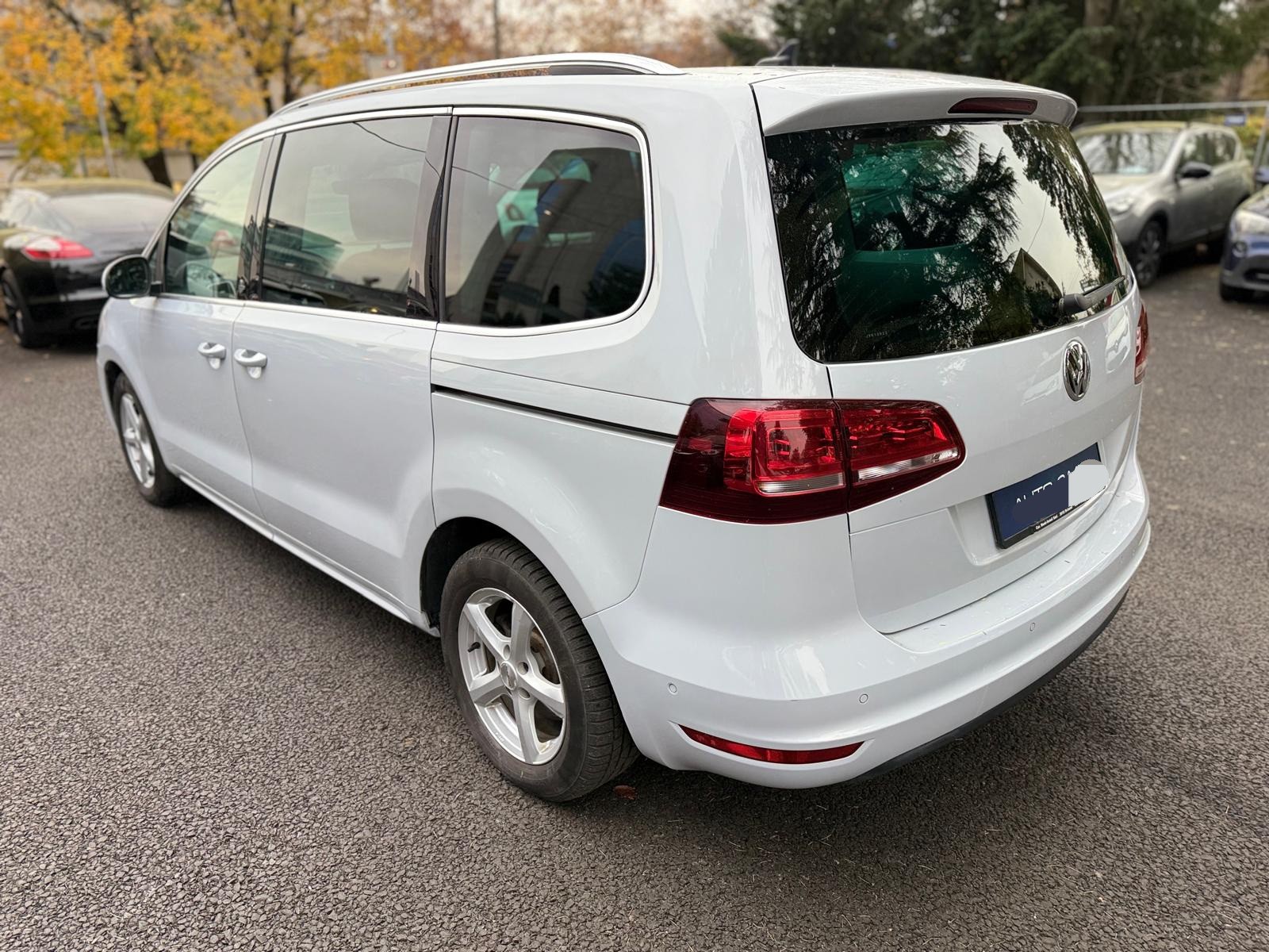 VW Sharan 2.0 TDI BMT Highline 4Motion DSG 7 Seats ( 7Places.-7Platze)-image-8