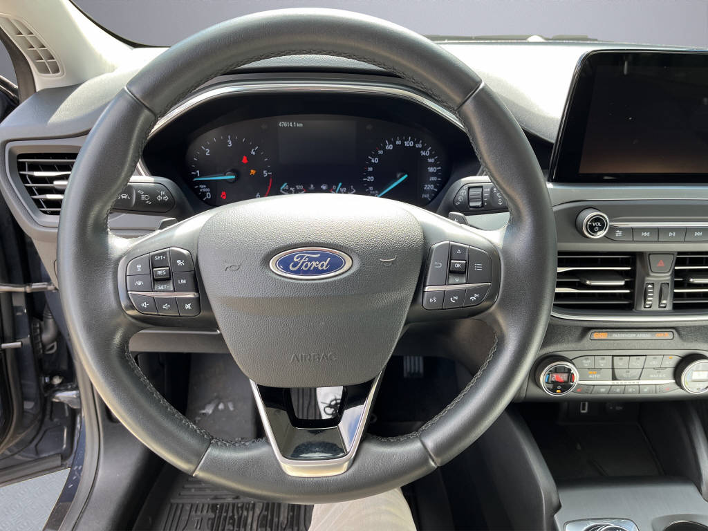 FORD Focus Station Wagon 1.5 EcoBlue 120 Acti-image-10