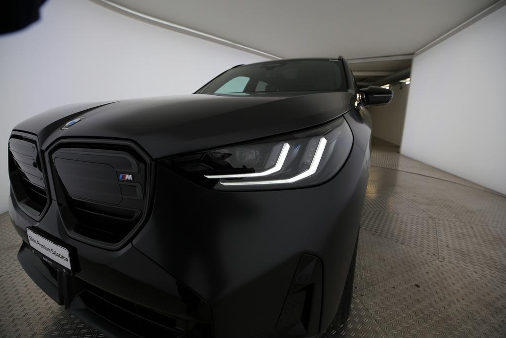 BMW X3 M50i-image-18