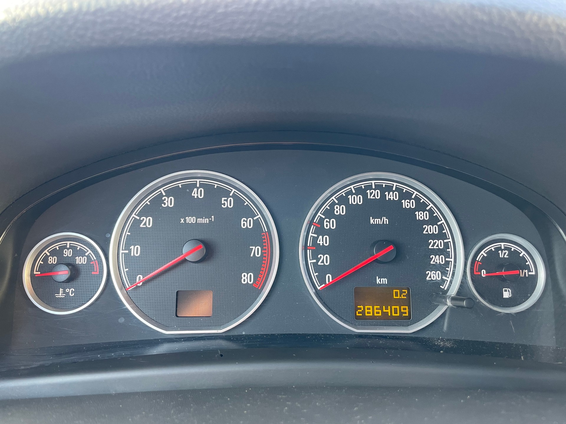 OPEL Vectra 2.2 Elegance-image-11