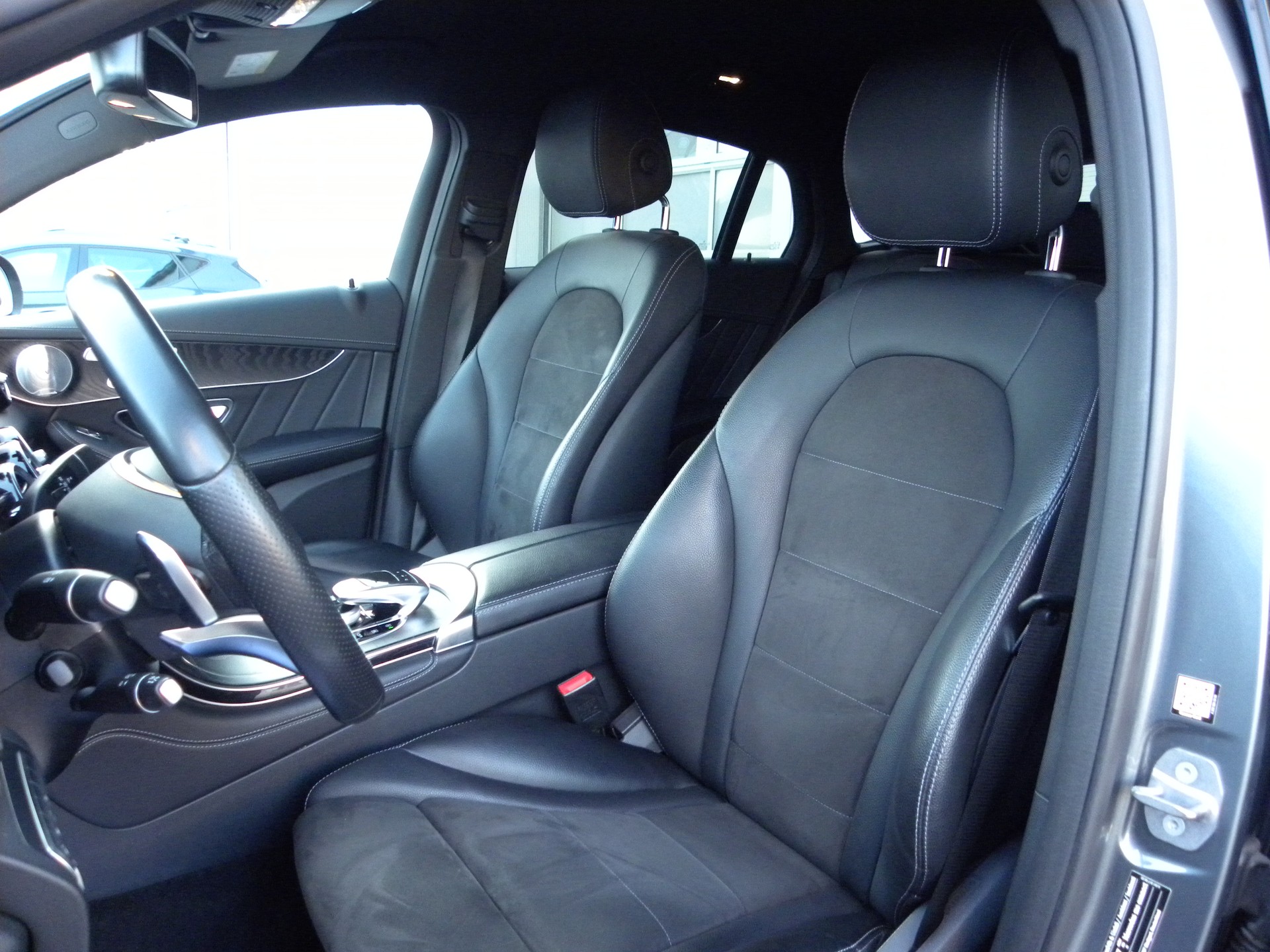 MERCEDES-BENZ GLC Coupé 350 d AMG Line 4Matic 9G-Tronic-image-6