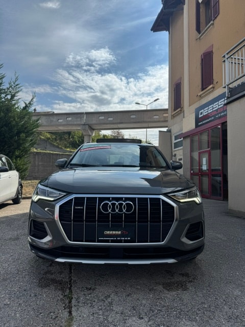 AUDI Q3 40 TFSI advanced quattro S-tronic-image-2