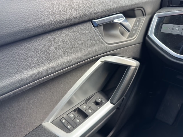 AUDI Q3 40 TFSI advanced quattro S-tronic-image-20