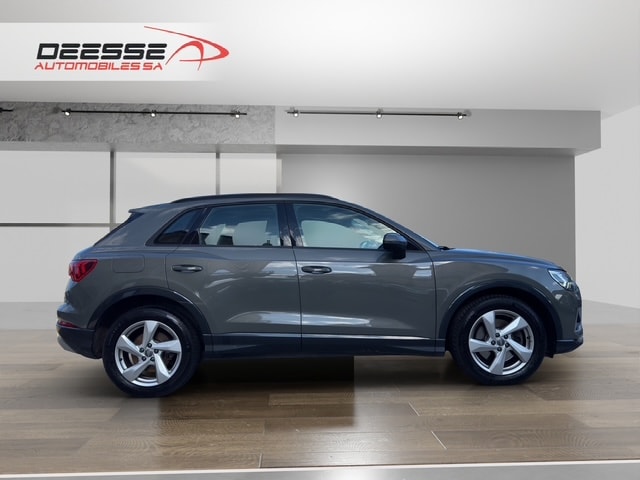 AUDI Q3 40 TFSI advanced quattro S-tronic-image-3