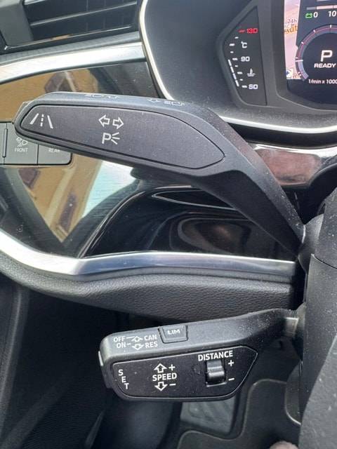 AUDI Q3 40 TFSI advanced quattro S-tronic-image-19