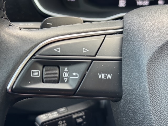 AUDI Q3 40 TFSI advanced quattro S-tronic-image-18