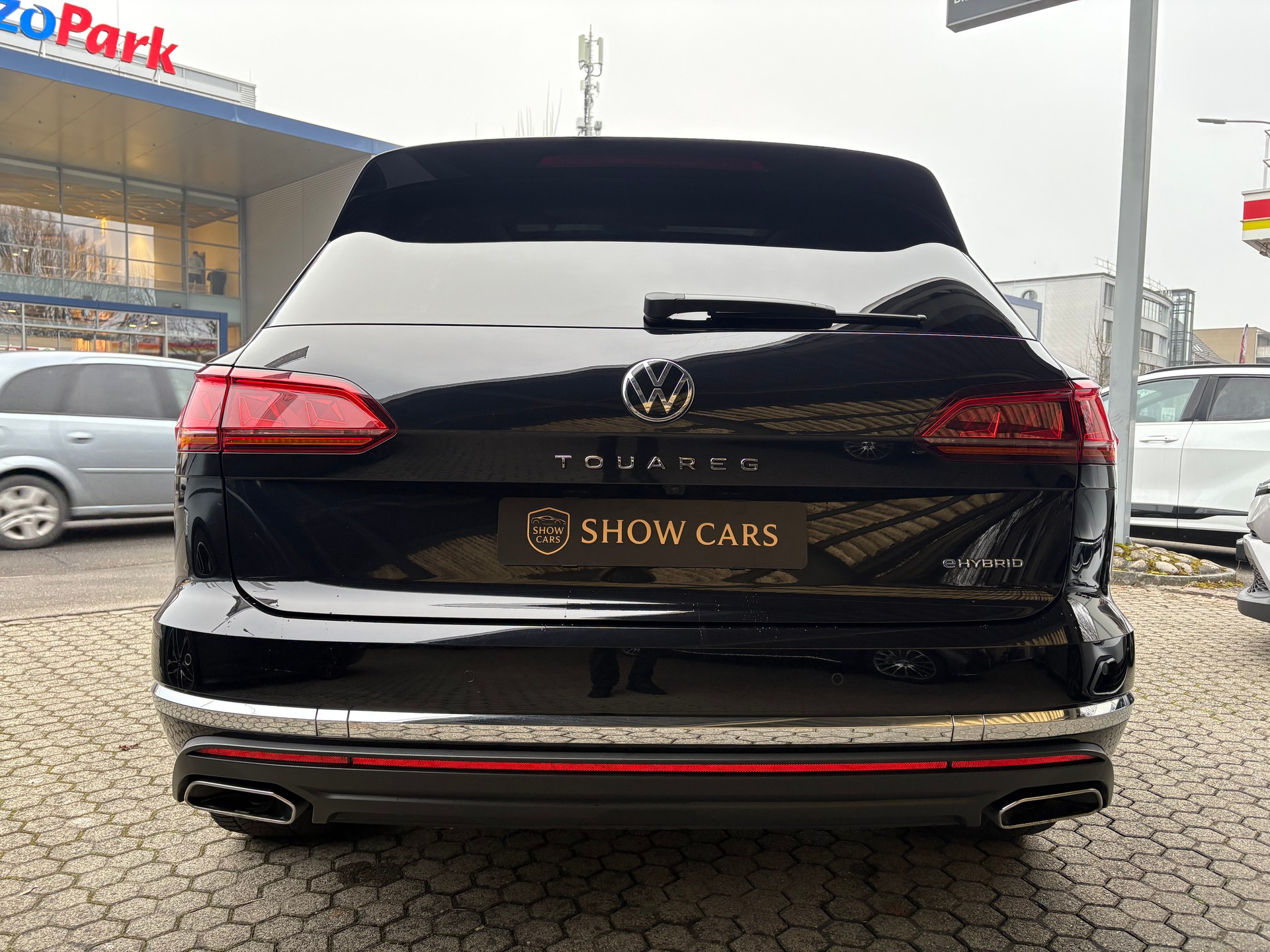 VW Touareg 3.0 TSI eHybrid Elegance Tiptronic-image-4