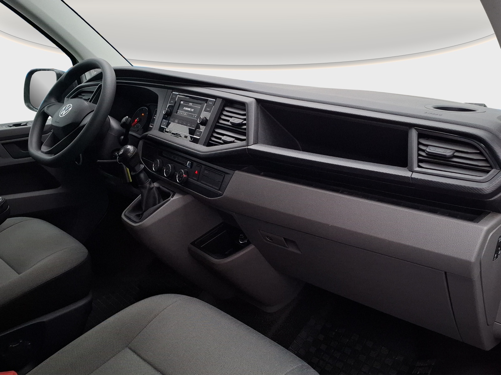 VW T6.1 2.0 TDI // 8-fach bereift-image-13