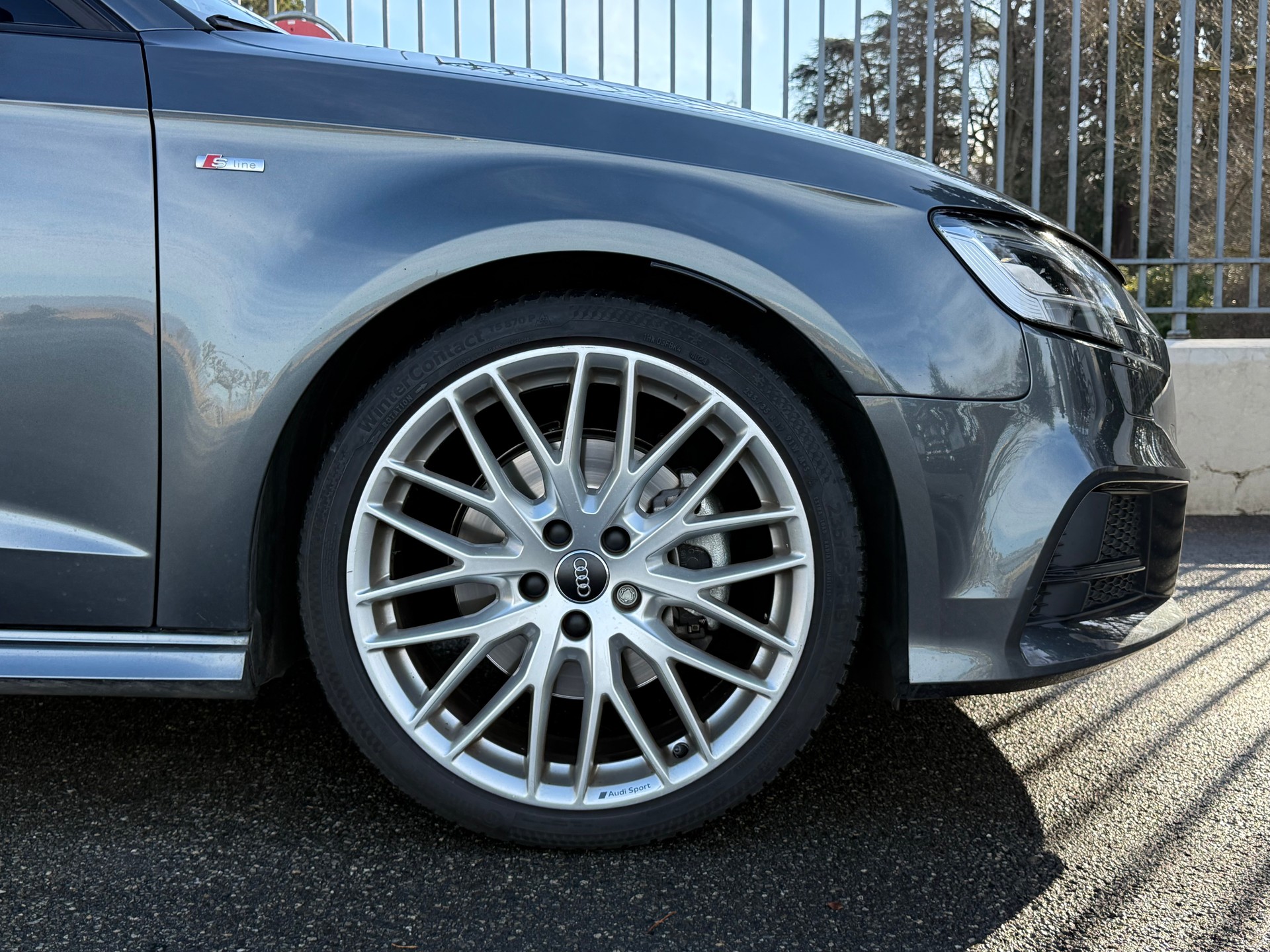 AUDI A3 Sportback 40 TFSI S line quattro S-tronic-image-16