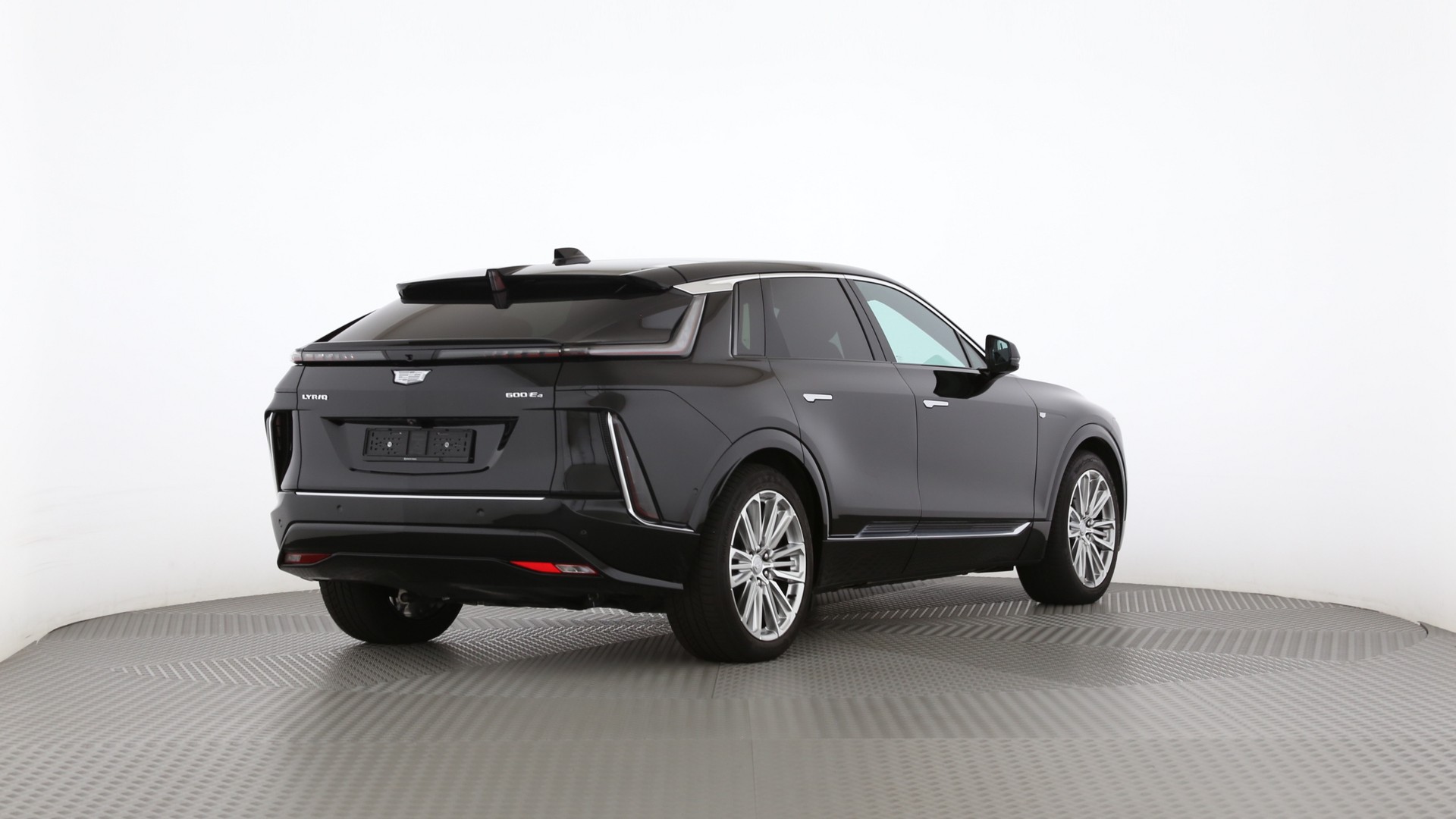 CADILLAC LYRIQ Luxury 102 kWh AWD-image-2