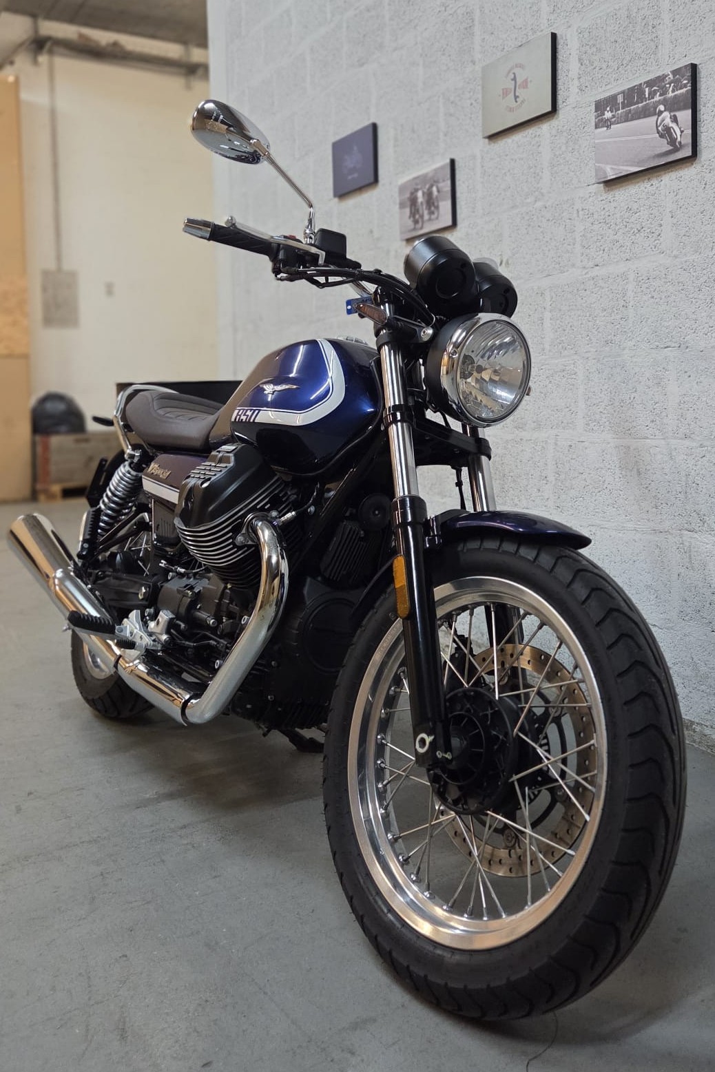MOTO GUZZI V7 IV 850 Special-showroom-element-1