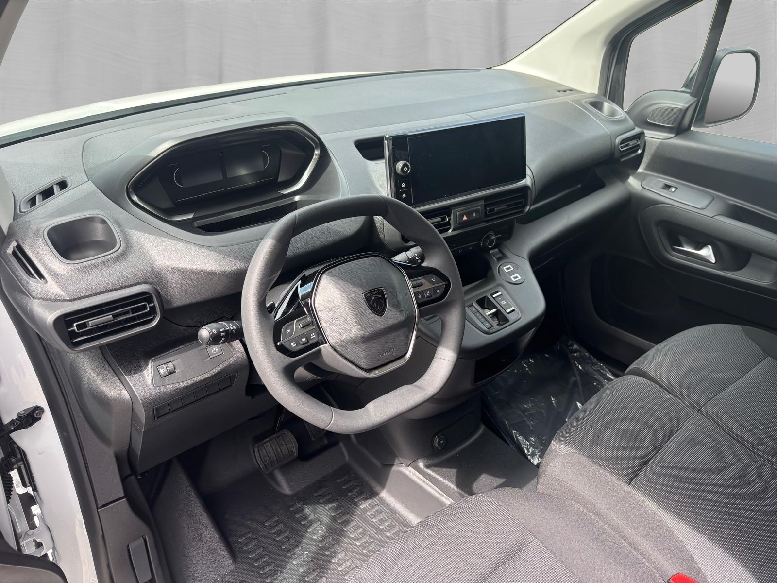 PEUGEOT Partner 1.5 Blue HDi Long 1000kg EAT8-image-9