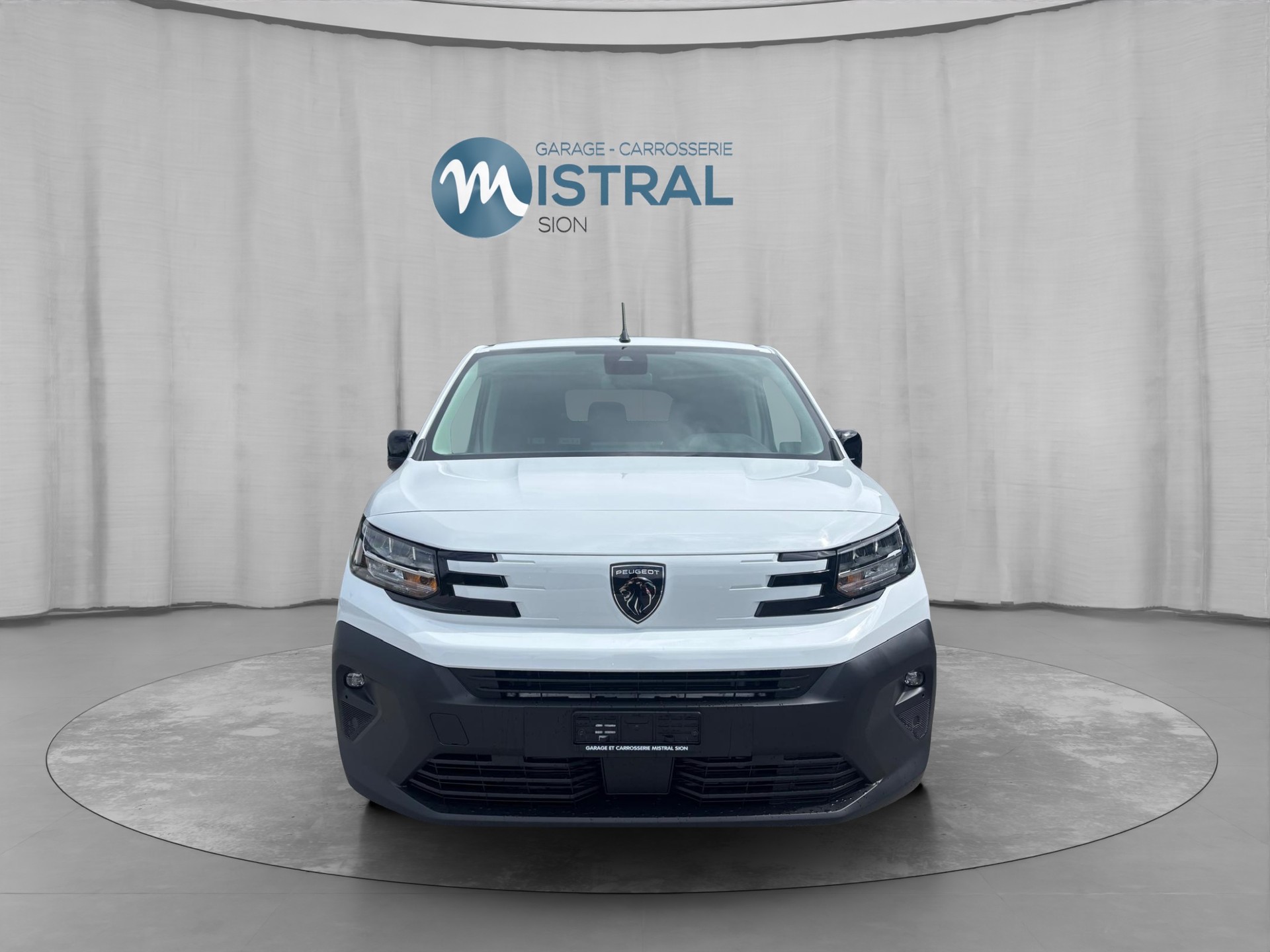 PEUGEOT Partner 1.5 Blue HDi Long 1000kg EAT8-image-7
