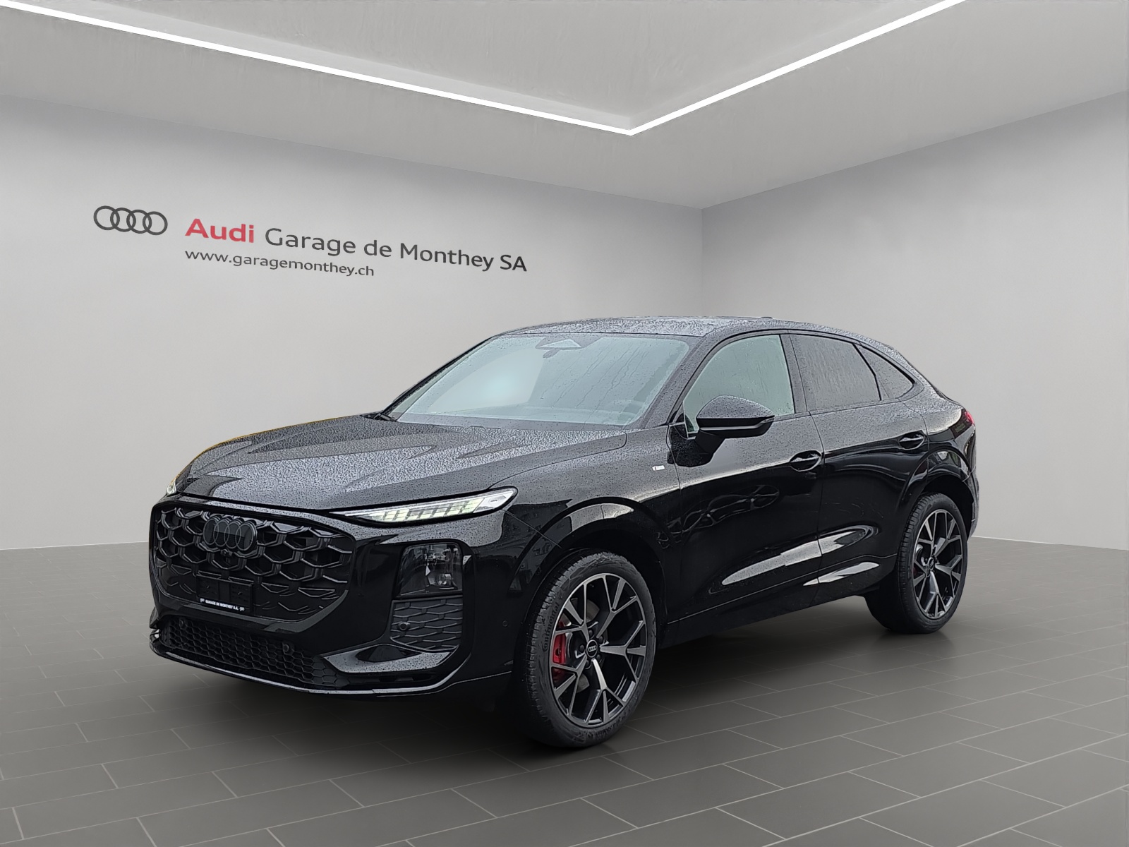 AUDI Q3 Sportback TFSI quattro 195 kW S tronic-image-0