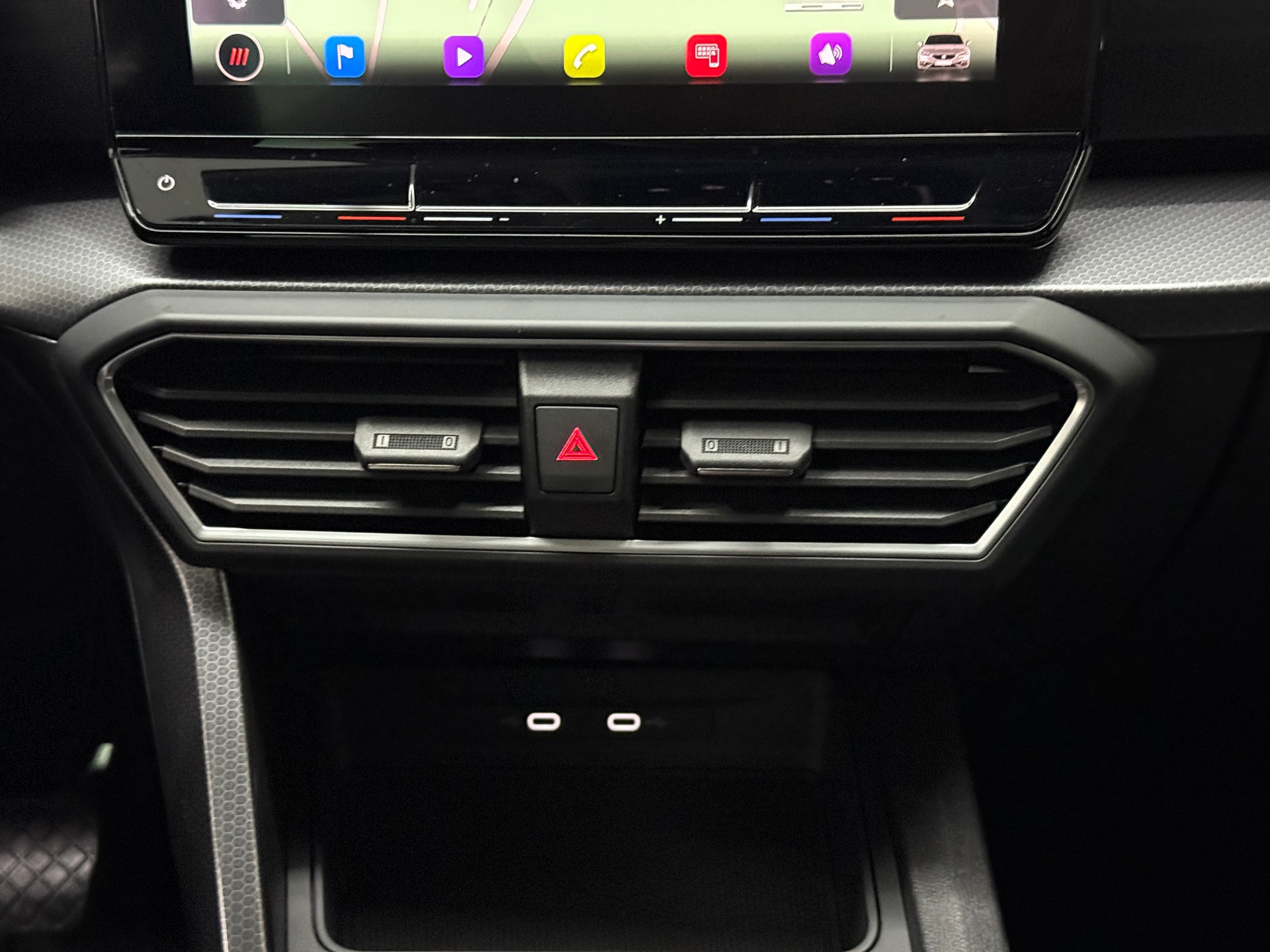 SEAT Leon ST 2.0 TDI EVO DSG Style-image-11