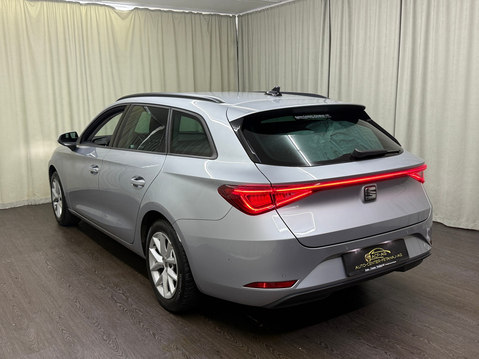 SEAT Leon ST 2.0 TDI EVO DSG Style-image-5