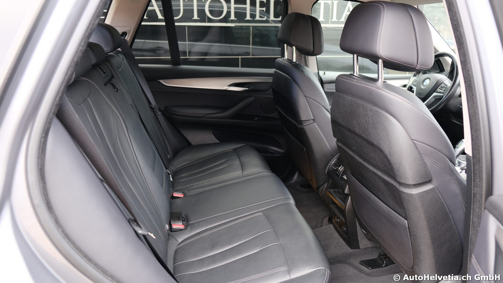 BMW X5 xDrive 30d Steptronic-image-15