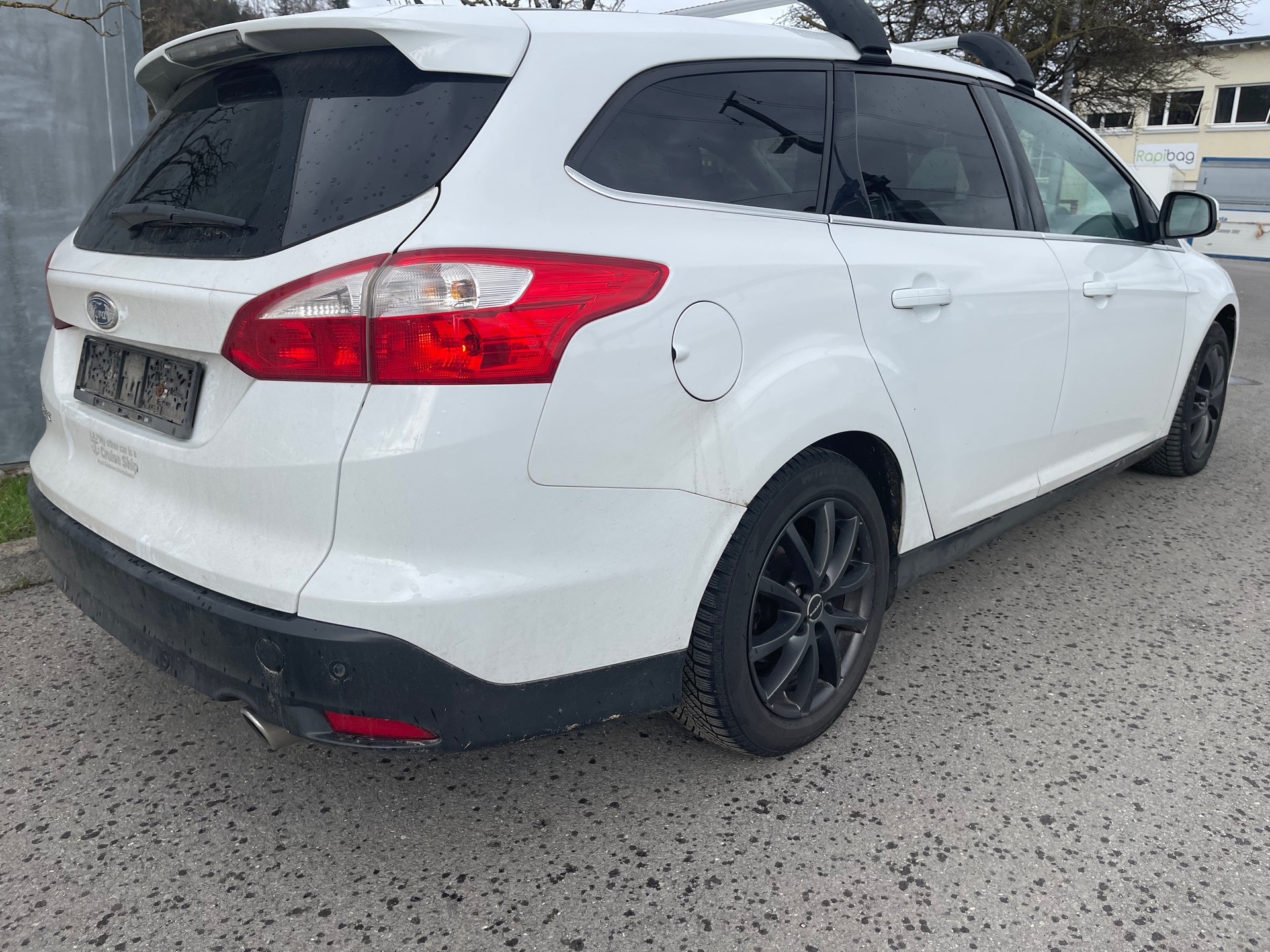 FORD Focus 2.0 TDCi Trend PowerShift-image-2