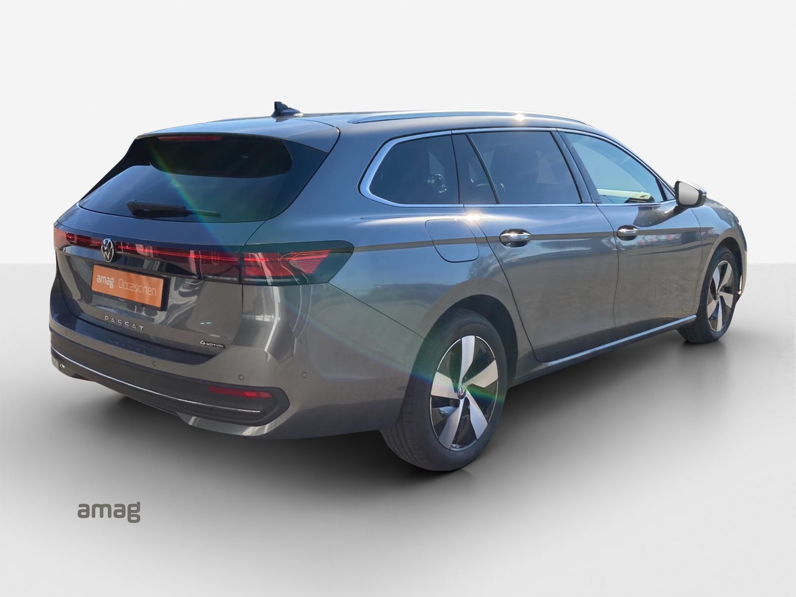 VW Passat Variant 2.0 TDI evo Business 4 Motion DSG-image-4